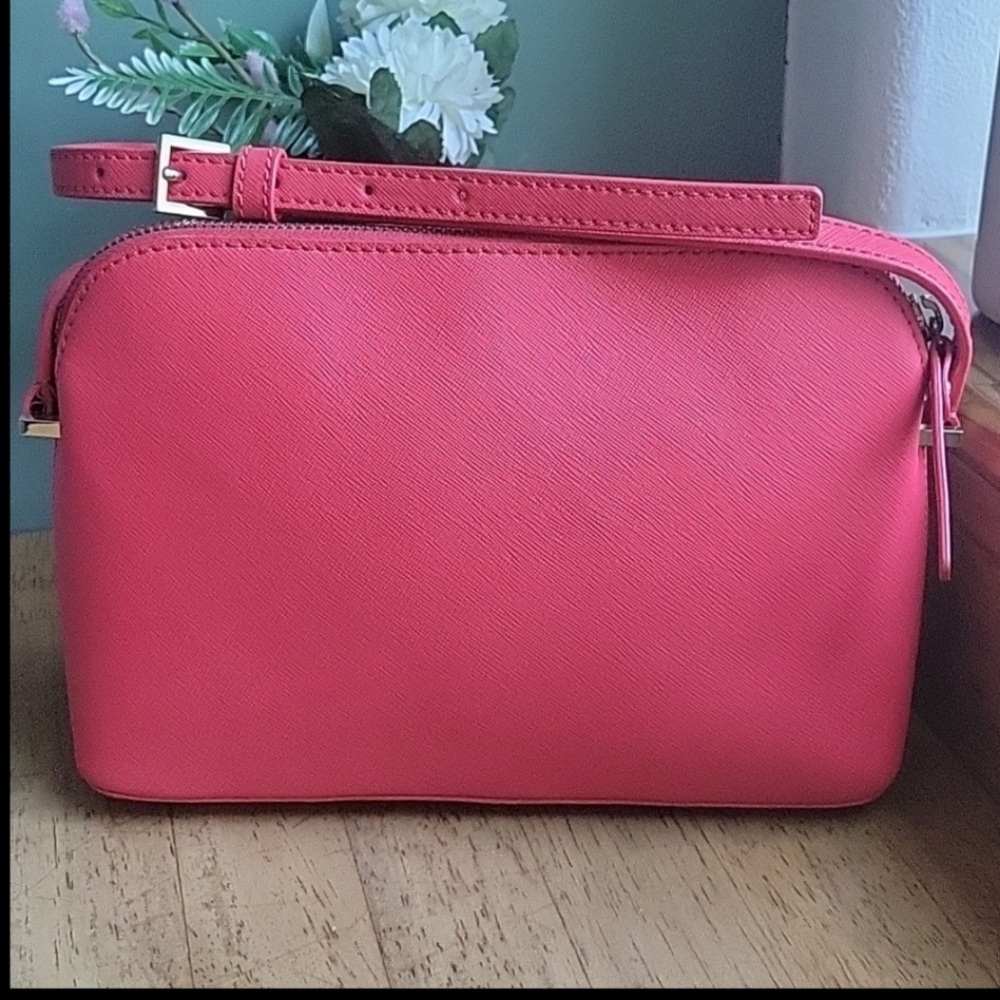 Kate Spade Take a Walk on the Wild Side Crossbody | Hanna | Flamingos - Picture 2 of 16